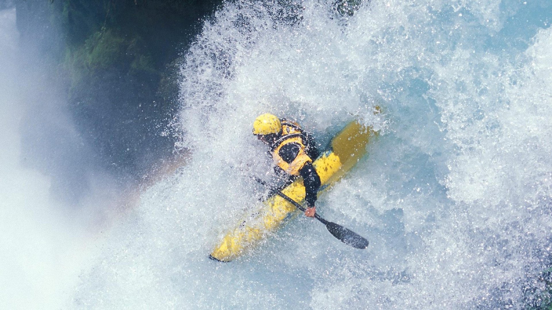 季后赛之夜，弗拉霍维奇持续制造杀伤，独行侠的隐形利刃